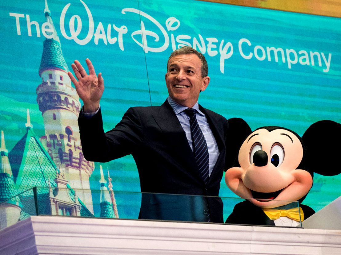 Mt_Fever's tweet photo. Netflix vs Disney - who will win the streaming war? via  @LWLieshttp://ow.ly/lvaT30j10rd https://t.co/458ywzxYsP