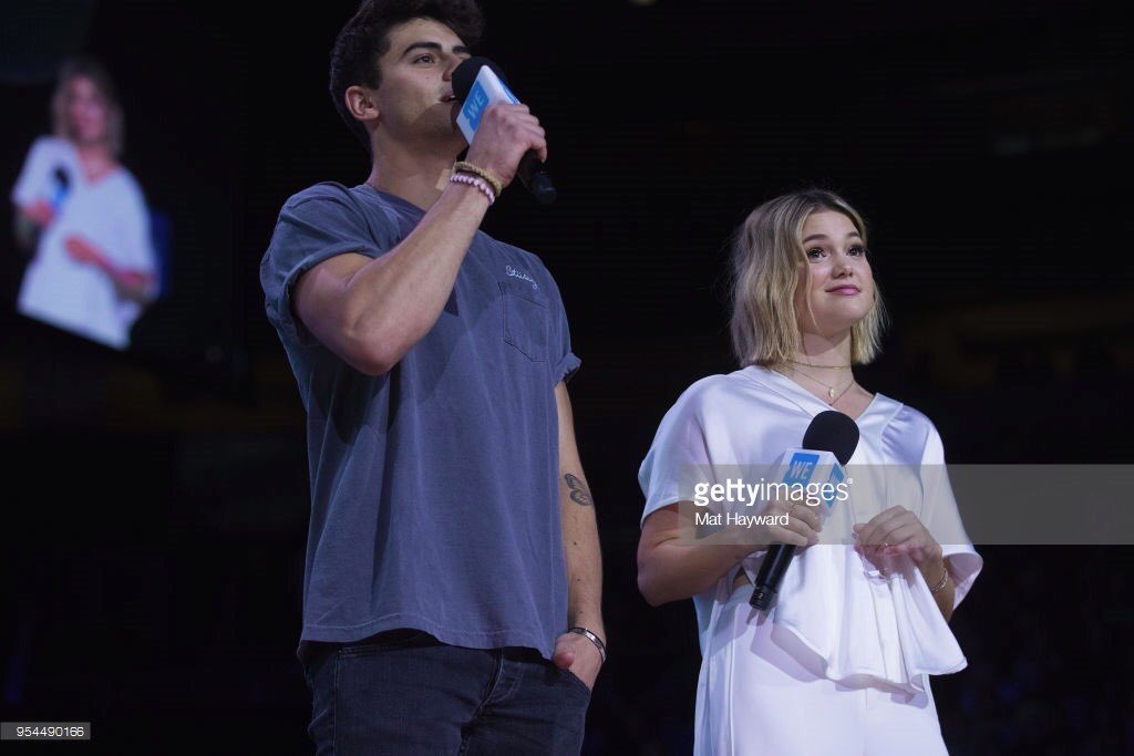 JackAndJackSPN_'s tweet photo. . @jackgilinsky durante el #WeDaySeattle https://t.co/wOM7TyTN7A