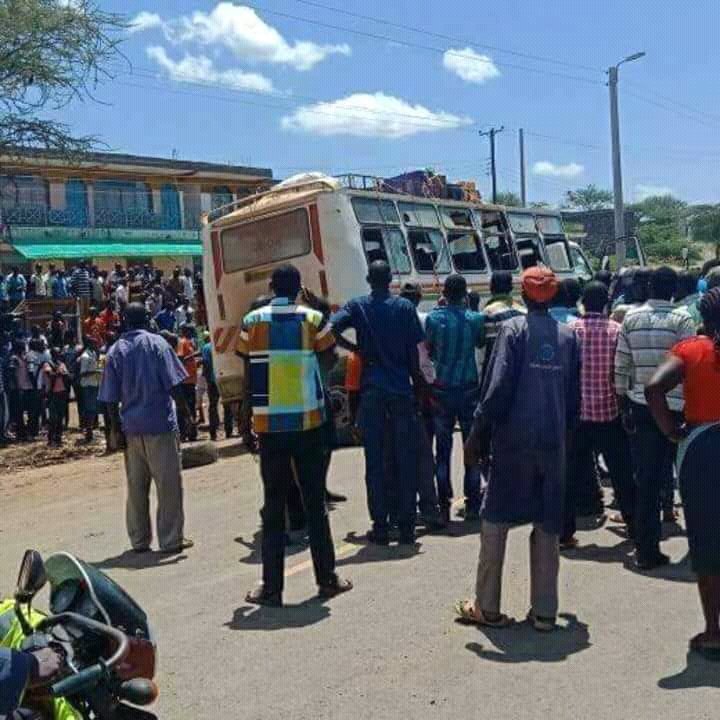 JamesLokwale's tweet photo. Turkanas living in Marigat area of Baringo County have staged protest demonstrations against yesterday's #KapedoKillings. @Ole_kaparo Why are you quiet? The situation is getting out of hand! @KinyanBoy #KapedoUnderSiege https://t.co/UyE3X2xL2P