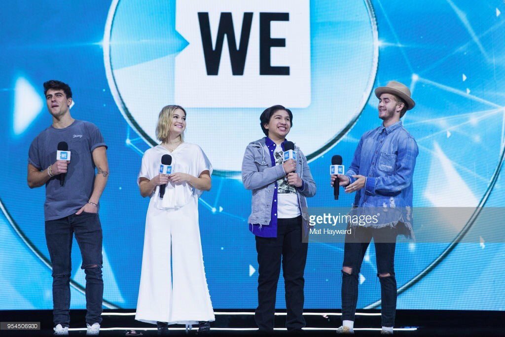 JackAndJackSPN_'s tweet photo. Nuevas fotos de Jack and Jack en el escenario durante #WeDaySeattle https://t.co/PErQmFNUAu