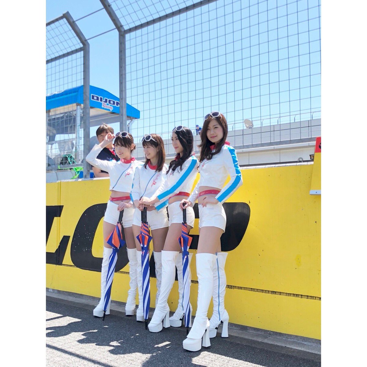 koharuko0529's tweet photo. スーパーGT Rd.2 富士🗻
お疲れさまでした‼️
GT300クラス48号車DIJONracingは21位でした！
皆さま応援ありがとうございました🌟
.
#スーパーGT #富士スピードウェイ #DIJONracing #フロンティアキューティーズ #ksfrontier #48号車 https://t.co/09Su0pHd0X