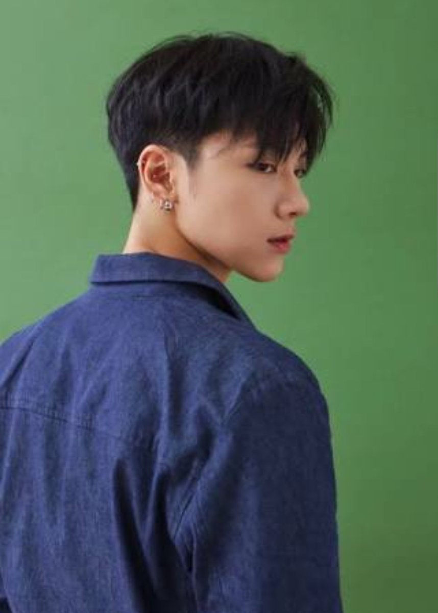 SVT01117509's tweet photo. 自分の推し達ナムジャ編
テンはいりきらなかったから単独
好きな顔が自分でもわかんない https://t.co/klskTVjFoL