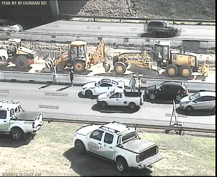 Crash: N1 inbound at Durban Road, right lane closed, no delays #ItCan Wait