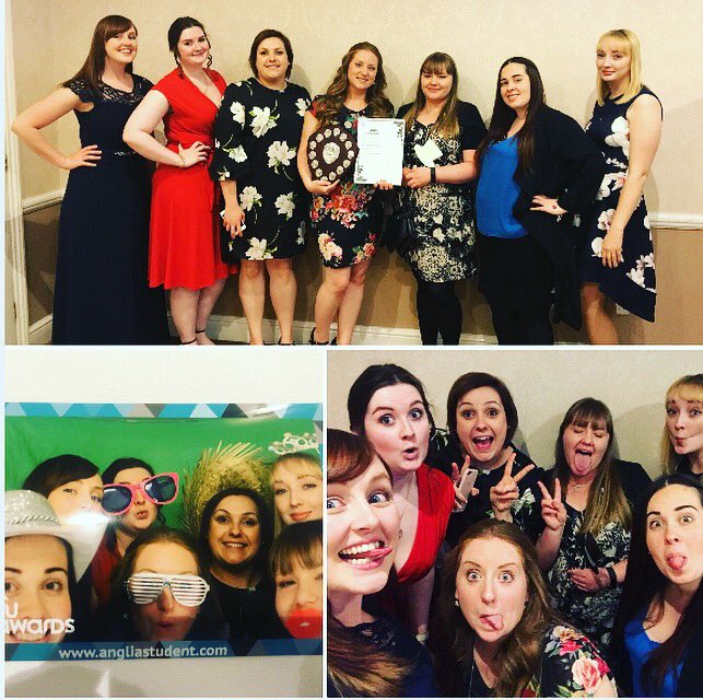Lucie_Wheeler_'s tweet photo. Being at @AngliaRuskin isn’t just about gaining a degree - it’s the relationship building (staff& students)which really stands out!
Thanks,girls,for being by my side& showing incredible support 💕
So proud of everyone on my course!3yrs - we did it! 🎉🙌🏻 #graduates #proudrep https://t.co/htzDJTS5mZ