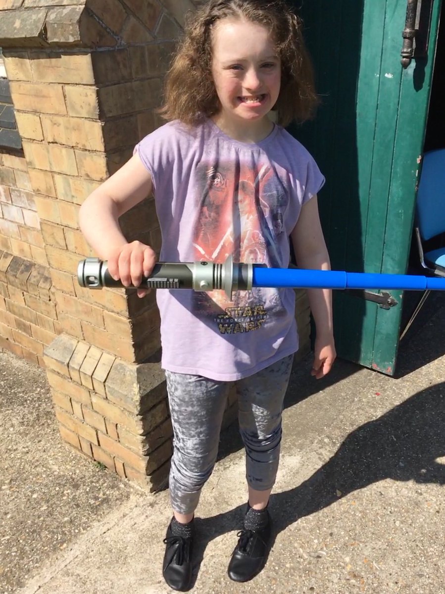 PippaCan's tweet photo. Pippa doesn’t really do a lot of fancy dress but went in a Star Wars theme for @caudwellkids #childrensactivitiesweek #WatchMeFly @Jittabugs today https://t.co/YKKagkv82V