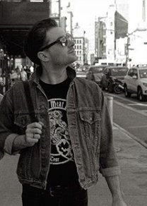 amazonsbot's tweet photo. chris: looking for a fuck to give
elliot: https://t.co/mdJ5ct90xb
