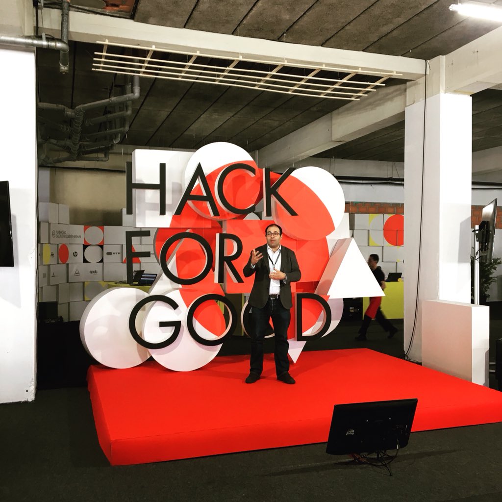 scaleupporto's tweet photo. First time @GulbenkianH4G happens outside Lisbon. Welcome to Porto, glad to say that our city is also your home! #startscale2018 #scaleupporto #hackforgood2018 https://t.co/cT9E9zYbWi