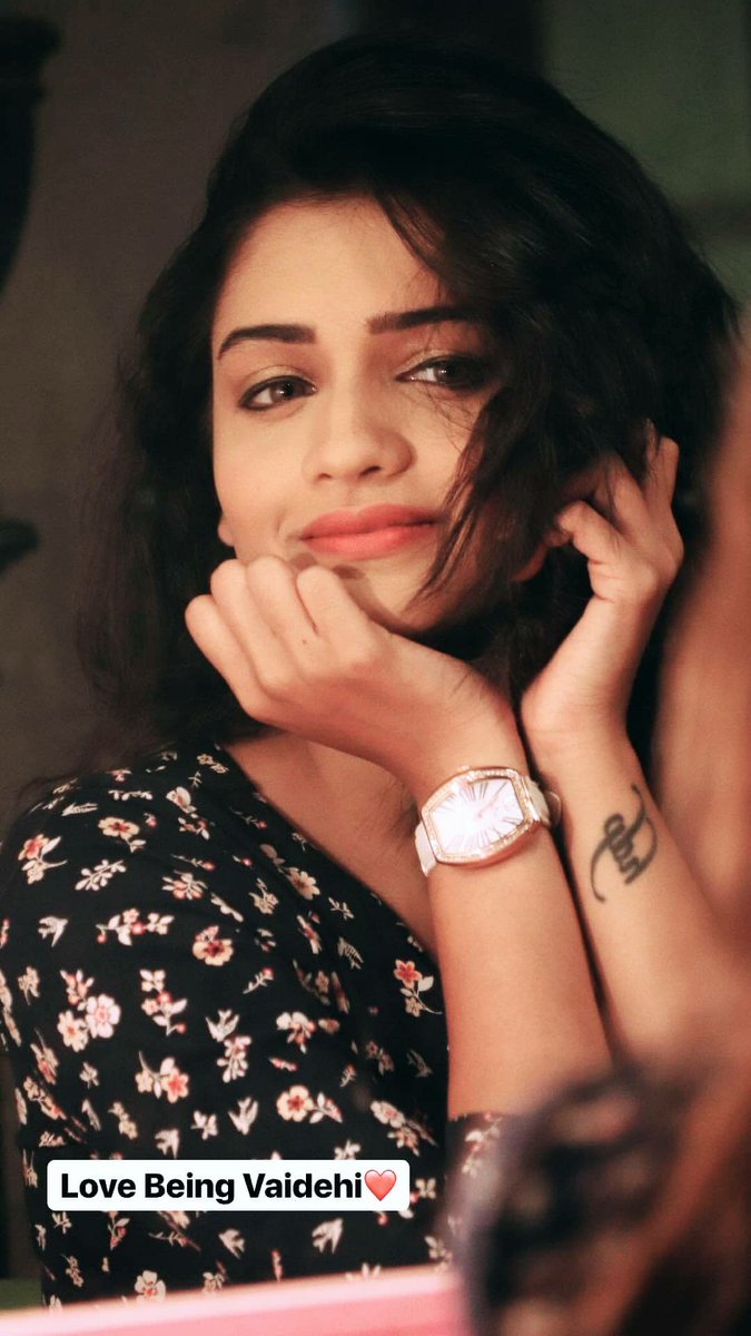 Hruta holic tweet media