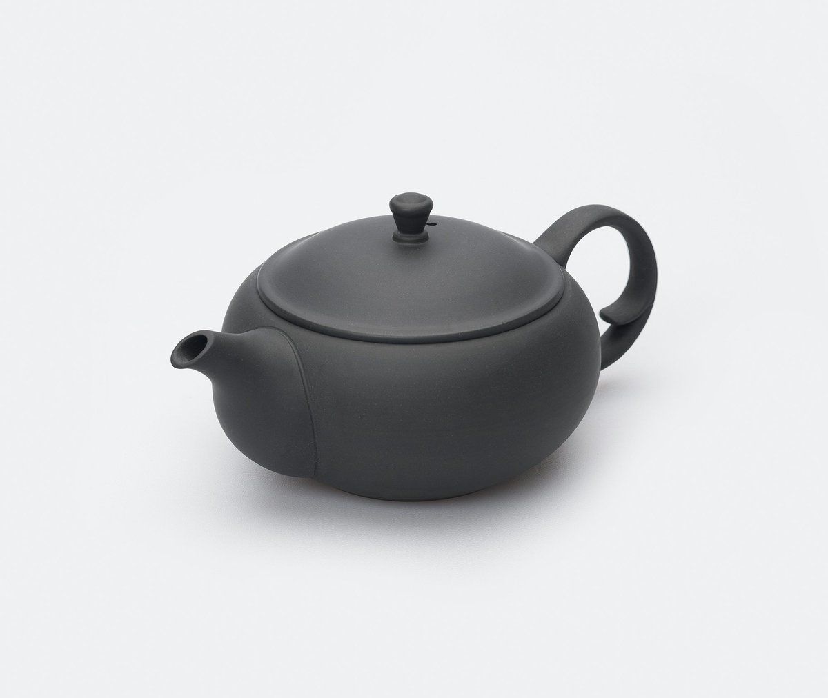 ZenMinded's tweet photo. Azmaya create elegant and timeless pieces based on traditional aesthetics, with a contemporary touch. Their functional, daily use objects are simple and understated, and feature minute attention to detail. https://t.co/5BXEUlzQBj #azmaya #japancraft #interiordecor #minimalist https://t.co/lpaVesclli