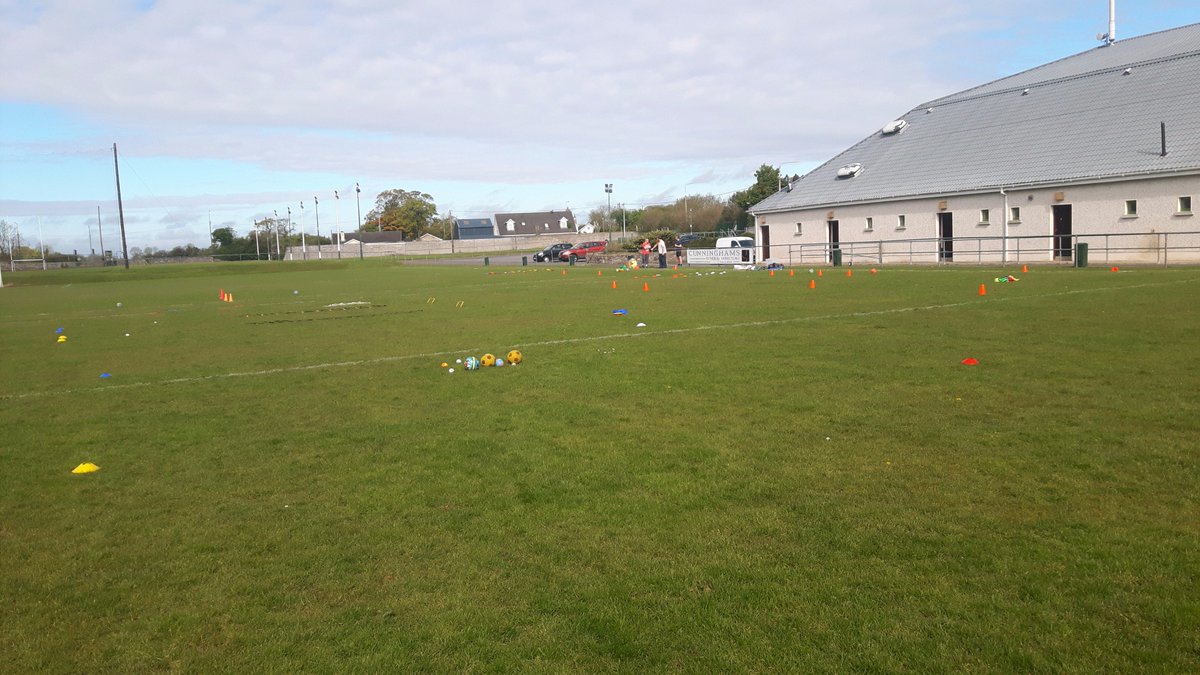 gillick_michael's tweet photo. What a morning for the Confey Warriors workshop. Bit of fun had by all.
#stationsmodel #futurestarsofConfeyGAA
@ConfeyGAA
😎😎😎😎 https://t.co/VYvIcFOEB7