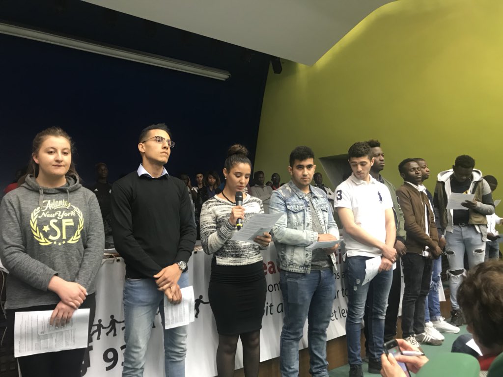 ericcoquerel's tweet photo. J’étais ce matin à la 6e édition des parrainages républicains #resf93 pour parrainer avec Loïc de la @CieJolieMome deux jeunes lyceen-ne-s du 93 et intervenir au nom de @FranceInsoumise https://t.co/Bdg6CxfMxf