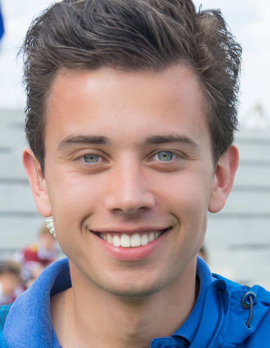 Axitoureu's tweet photo. This weekend Maurits Fresen, Dutch🇳🇱 field hockey umpire🏑, takes over our Instagram account😁😎! Follow him in our ‘stories’ and timeline for some umpire adventures (pictures, vlogs) with AXIWI! Good luck Maurits! 👍💪

Instagram AXIWI: (@axiwi_international) https://t.co/fygRcVZxrh