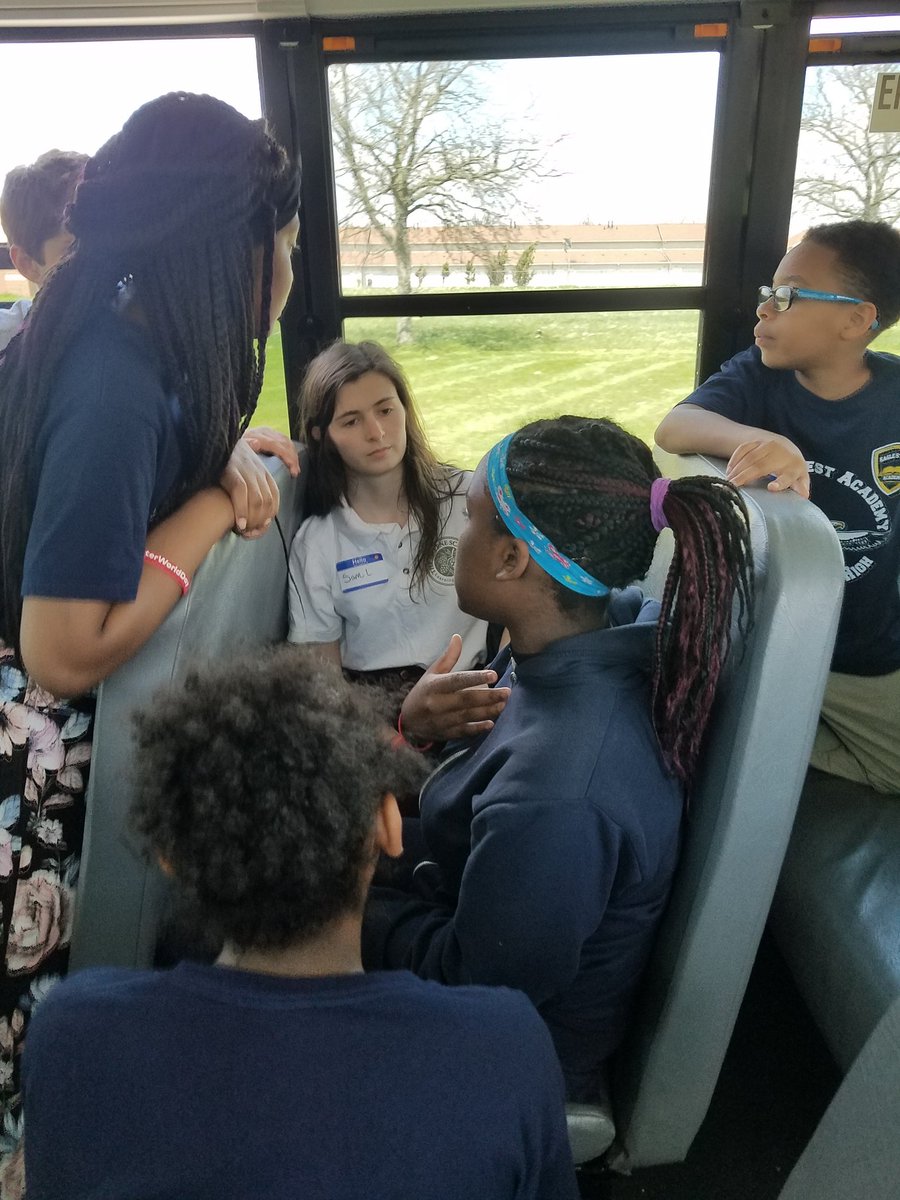 EAlexEdelmann's tweet photo. Rhode Island, Flint, and Detroit united in Service and Compassion for a Better World #BetterWorldDay #WeAreCrew #ELeducation #DesignPrinciples https://t.co/U5zvpVsf5p