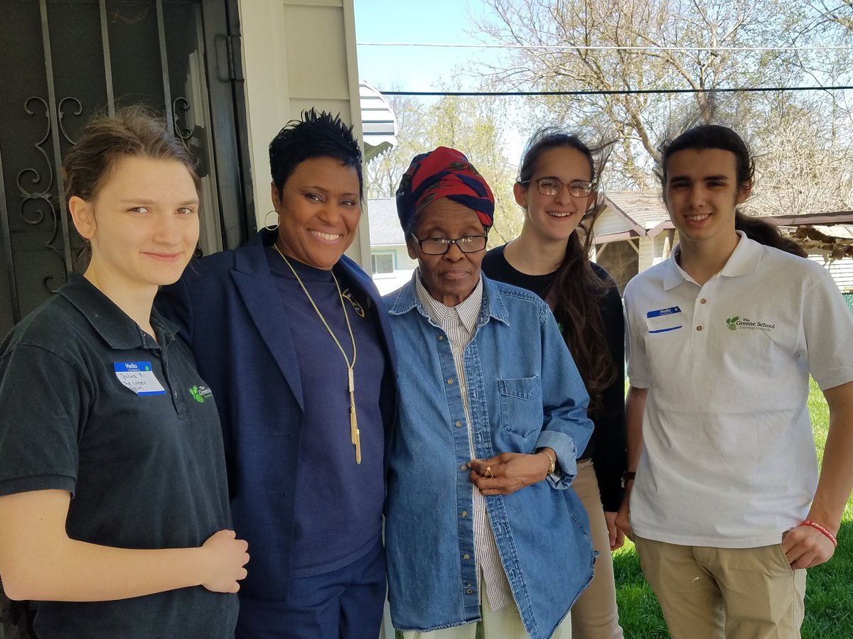 EAlexEdelmann's tweet photo. Rhode Island, Flint, and Detroit united in Service and Compassion for a Better World #BetterWorldDay #WeAreCrew #ELeducation #DesignPrinciples https://t.co/U5zvpVsf5p