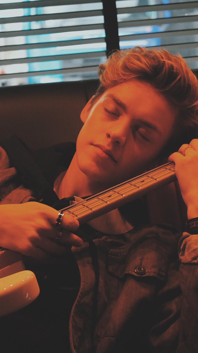 New Hope Club Spain tweet media