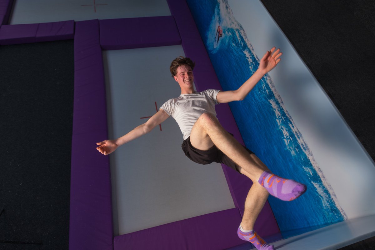 Are you a parkour pro? 'Walk the Wall' as part of your freestyle jump session. We love these impressive moves! ht.ly/mFvO30jKdkC