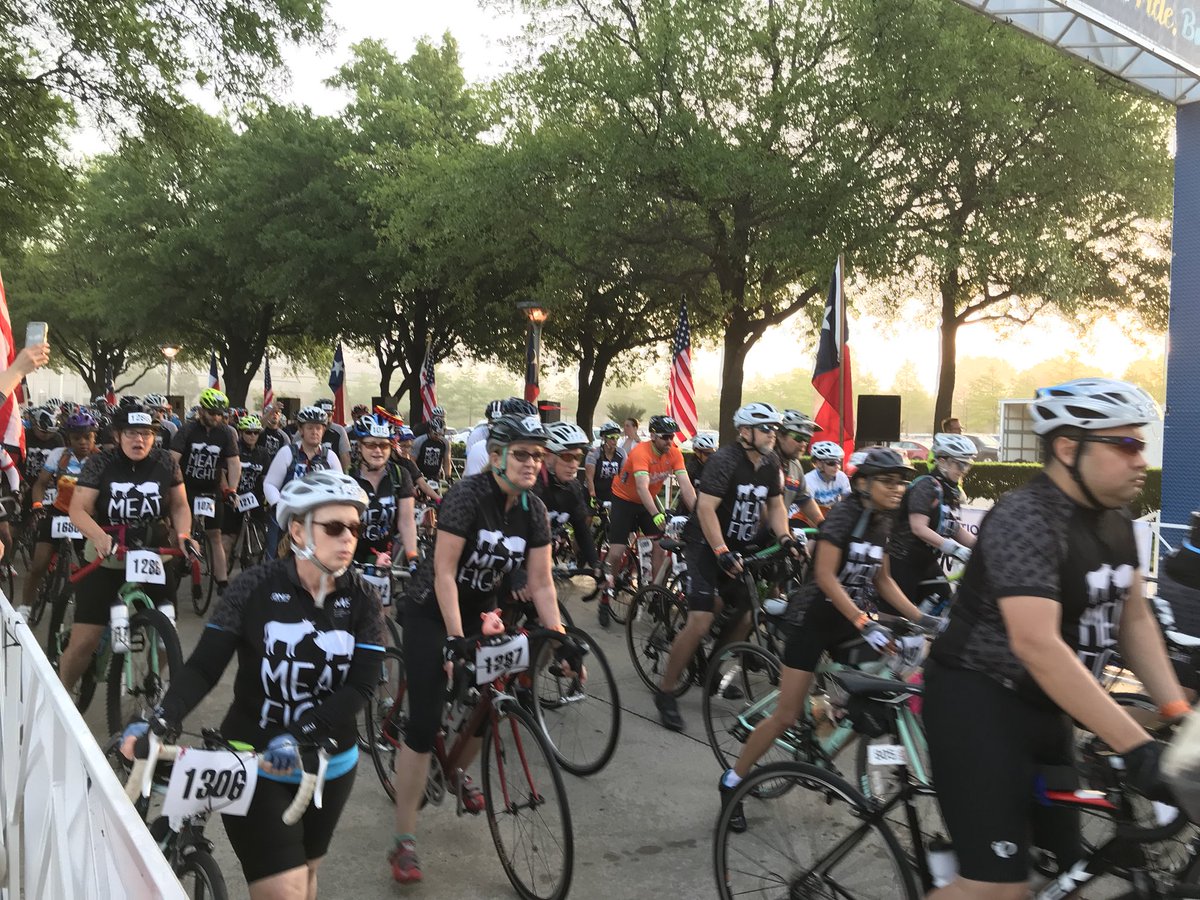 PurlingDervish's tweet photo. Day one start! MEAT FIGHT!!!  You can still donate! #BikeMS #FUMS #MSCanSuckIt @Meat_Fight  https://t.co/0B1WzdCK1Q https://t.co/vYIZrChNdX
