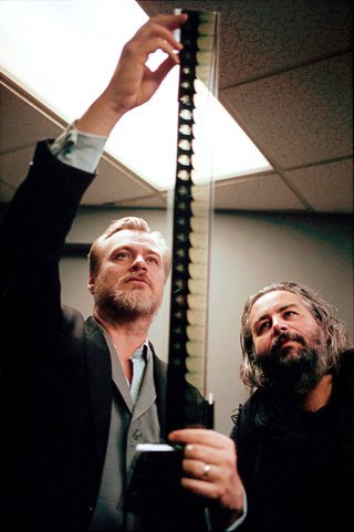 kirockyou's tweet image. スタンリー・キューブリック監督『2001年宇宙の旅』のレストア無しオリジナルネガ70mmニュープリント版を、『インターステラー』『ダンケルク』撮影監督ホイテ・ヴァン・ホイテマと共にチェックしたというクリストファー・ノーラン。 latimes.com/entertainment/…