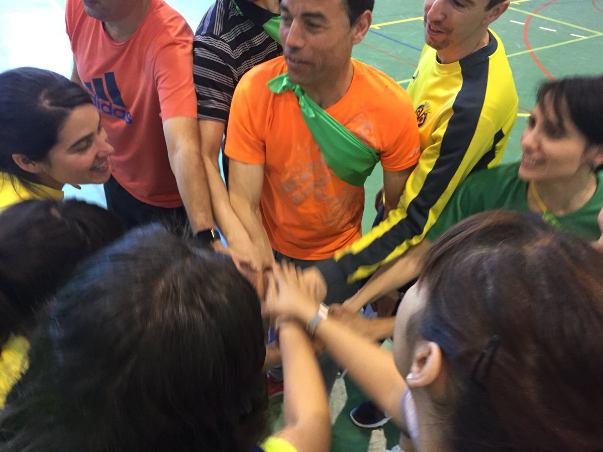semEFaranda's tweet photo. Llega el momento de crear! Cada #equipo diseña sus propios #retoscooperativos #xSEF #inclusión #Edufis #VIjornadasEFzamora https://t.co/a3LCzi8cwq