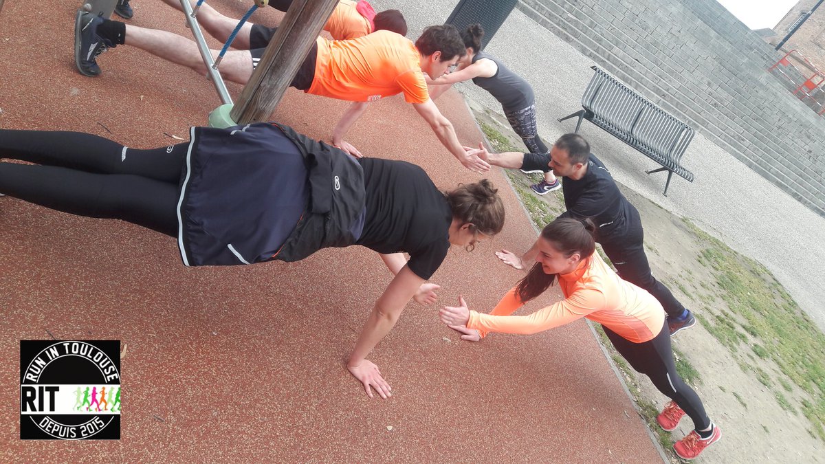 runintoulouse's tweet photo. Une bien belle session fitness ce matin en compagnie de notre coachette Emilie. 

Bonne ambiance, des gens motivés pour se muscler tout en s'amusant.

On vous retrouve dans deux semaines pour notre prochaine session. Inscriptions dès à présent ==> https://t.co/pjDIP9rcbW https://t.co/hGCkboQejh