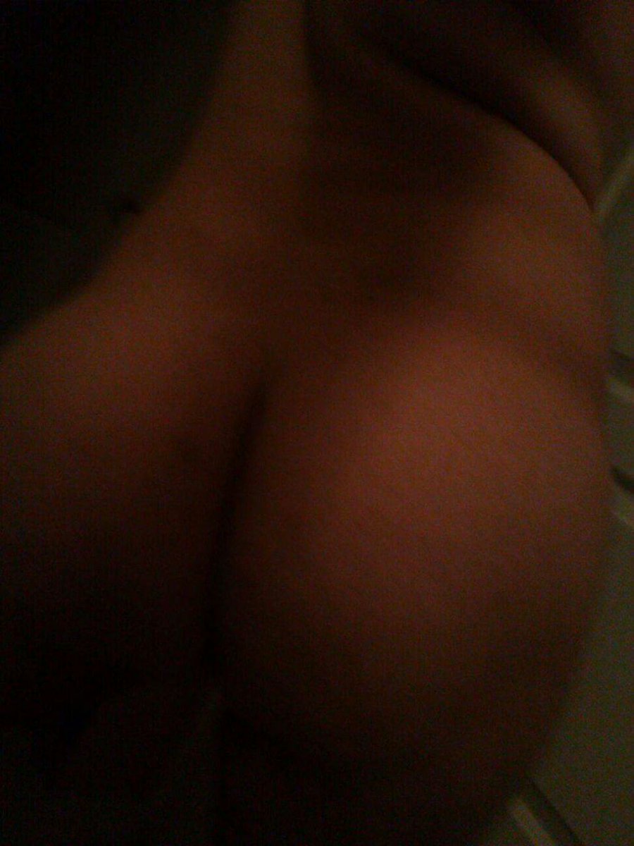 eskisehirgey's tweet photo. #eskişehir #eses #eskişehirspor #eskişehirden #espark #esk #erotik #eskort #gay #gey #ap #aktif #pasif #pasifgey #masaj #masör #massage #top https://t.co/6NbdQ9IP8W