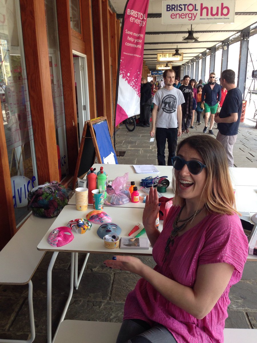 alexiadaydreams's tweet photo. OMG!!!! @Art_4Change are ACTUALLY OUTSIDE at @BristolEnergy on the harbourside until 3 making masks for our #mentalhealth project #bristol #Wellbeing #MentalHealthAwareness #joysofspring 🌞☀️🌞☀️🌞 https://t.co/YIiLHhw5Vn
