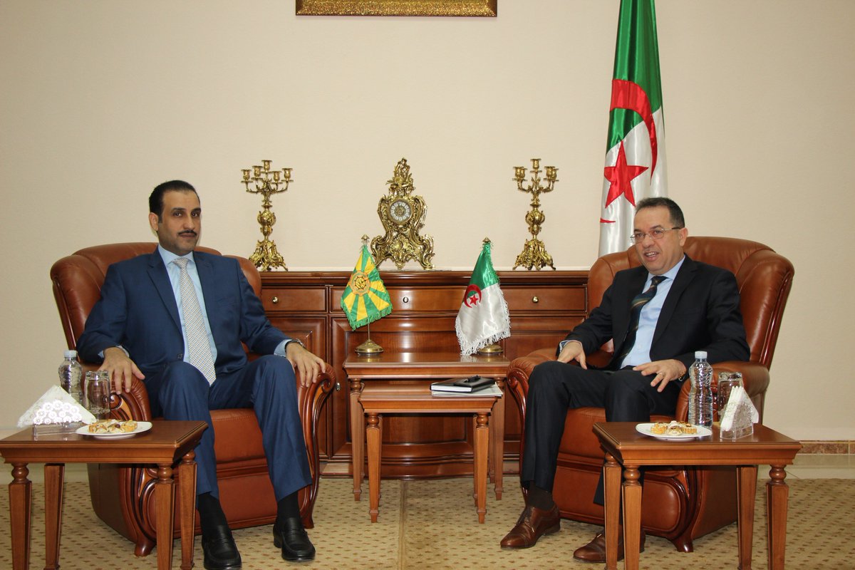 min_travail's tweet photo. في اطار تعزيز التنسيق بين وزارة العمل والتشغيل والضمان الاجتماعي ومنظمة العمل العربية، استقبل وزير @min_travail السيد @m_zemali اليوم السبت 05 ماي السيد فايز المطيري، المدير العام لمنظمة العمل العربية.
#MTESS #MTESS_NEWS https://t.co/Ew751dWEuH