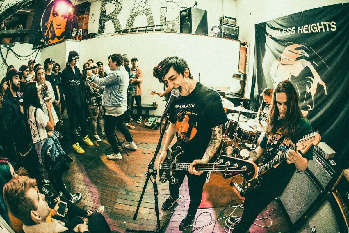 MitchStrangman's tweet photo. @HarboursAUS last night in wollongong pt ii https://t.co/o9ctX4G9VU