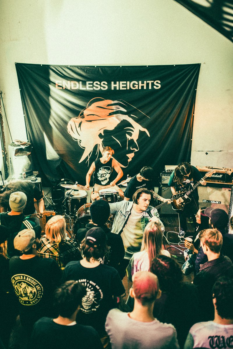 MitchStrangman's tweet photo. @HarboursAUS last night in wollongong pt ii https://t.co/o9ctX4G9VU