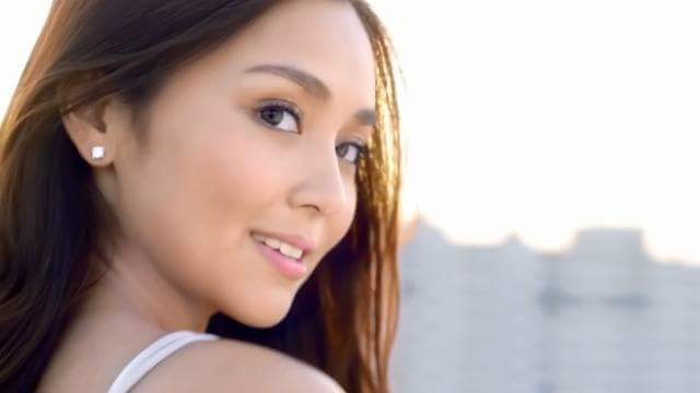 OfficialKBB's tweet photo. Remeber this scene on her previous @PondsPH commercial? So nostalgic! So excited for her next TVC... 😍
#KathsPerfectForPonds https://t.co/omX8dCbPWK