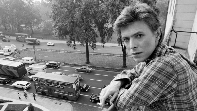 SamTheDrecker's tweet photo. • David Bowie •

• London • 1977 •

• © Mike Maloney • https://t.co/IIFmCuKUfh