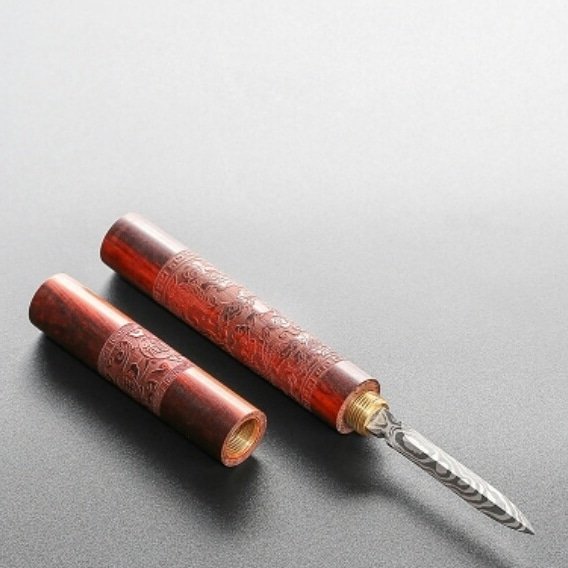 This puerh knife is now available on our website 
Always FREE SHIPPING! 
To order : tangpintea.com
+
+
+
#Teaset #Tea #Teatime #teaaddict #japaneseteaware  #tealover #lovetea #teapot #chinateaware #teaholic #teagram #ilovetea #timefortea #Teacup