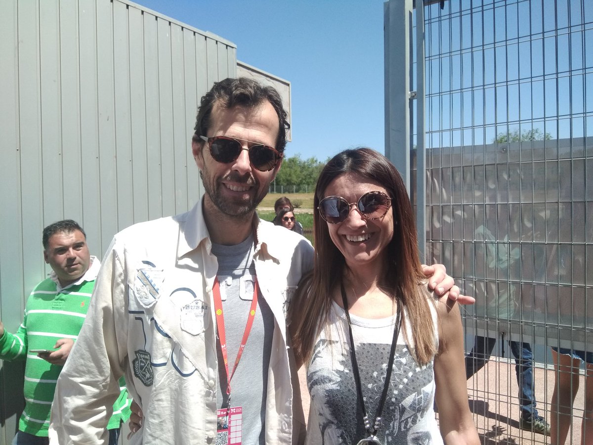 nagoraki's tweet photo. @XaviGasso @RealNiKLo @natalia_la_llov @mxpijoan mi primer fichaje .. el gran Pato clavet https://t.co/lEbF3ifbRZ