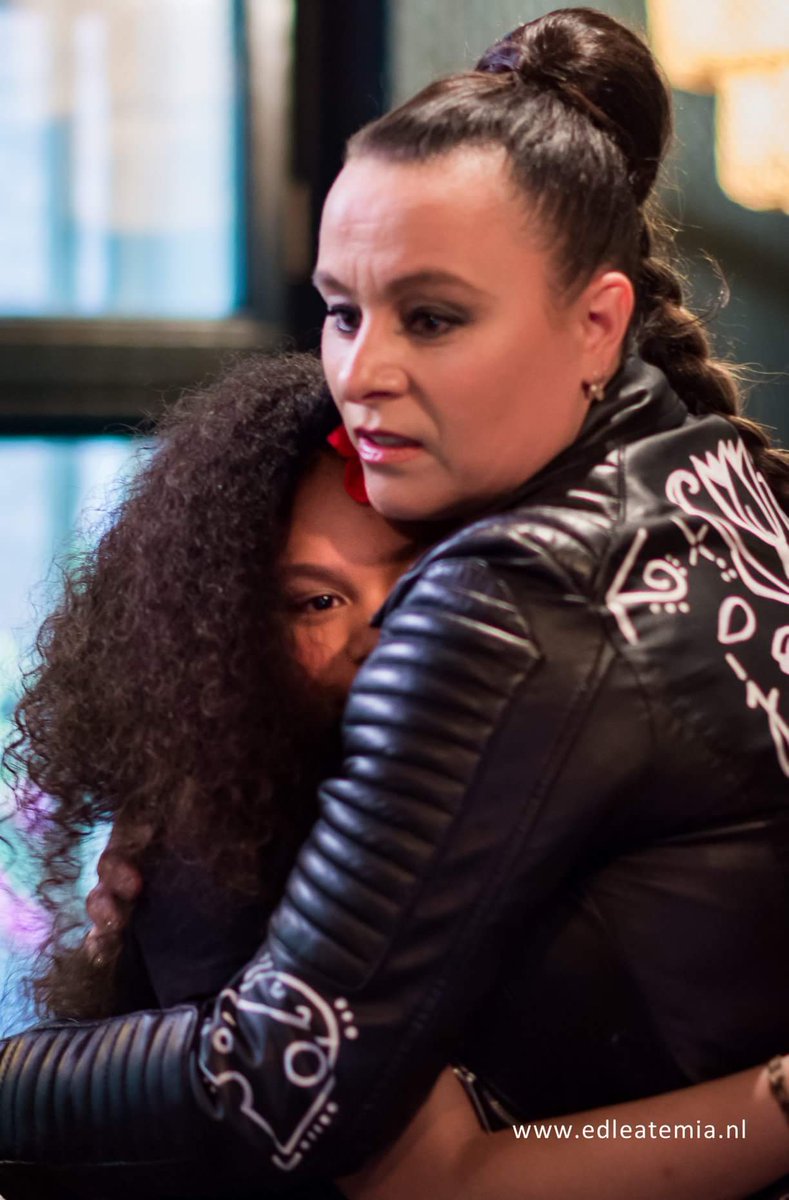 Trijntje &amp; Yosina tijdens opname #kenjemij