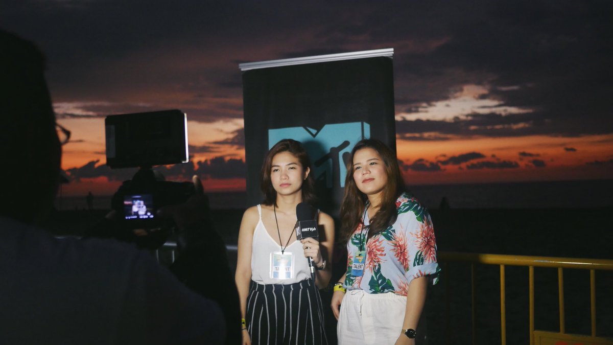 LeanneAndNaara's tweet photo. LABOR UNION at #MTVSummerMixTape 💕 https://t.co/so0XpORbhI