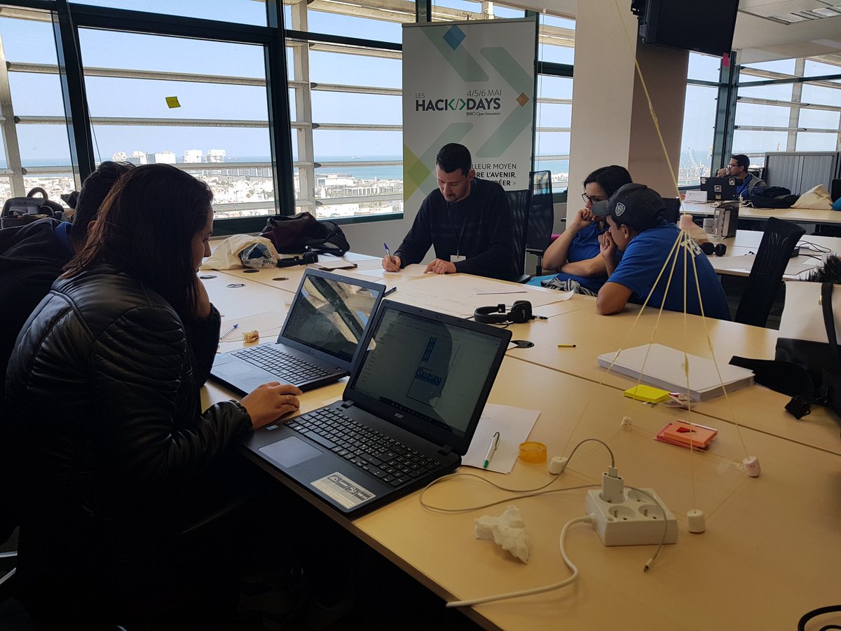 BMCI_BNPP's tweet photo. #Hackdays #OpenInnovation
En direct de l'espace créatif des #HackDaysBMCI
Les participants font preuve de beaucoup d'implication et continuent de progresser sur leurs projets https://t.co/u6AtaWUK8L