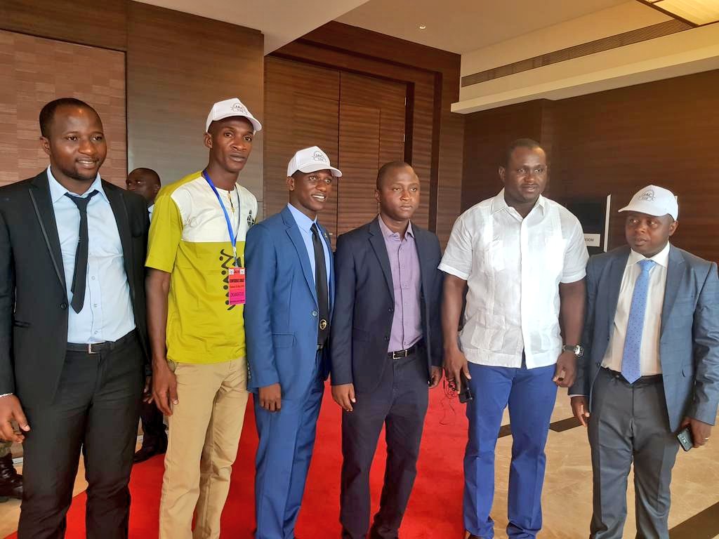 SHERATON CONAKRY : Aux côtés du PM <a href="/MamadyYoula/">Mamady Youla</a> et des membres du Gouvernement à la rencontre sur l'impact de la corruption sur le développement en #Guinée. Conférence organisée par JEUNES ACTEURS POUR LE CHANGEMENT (JAC 518)