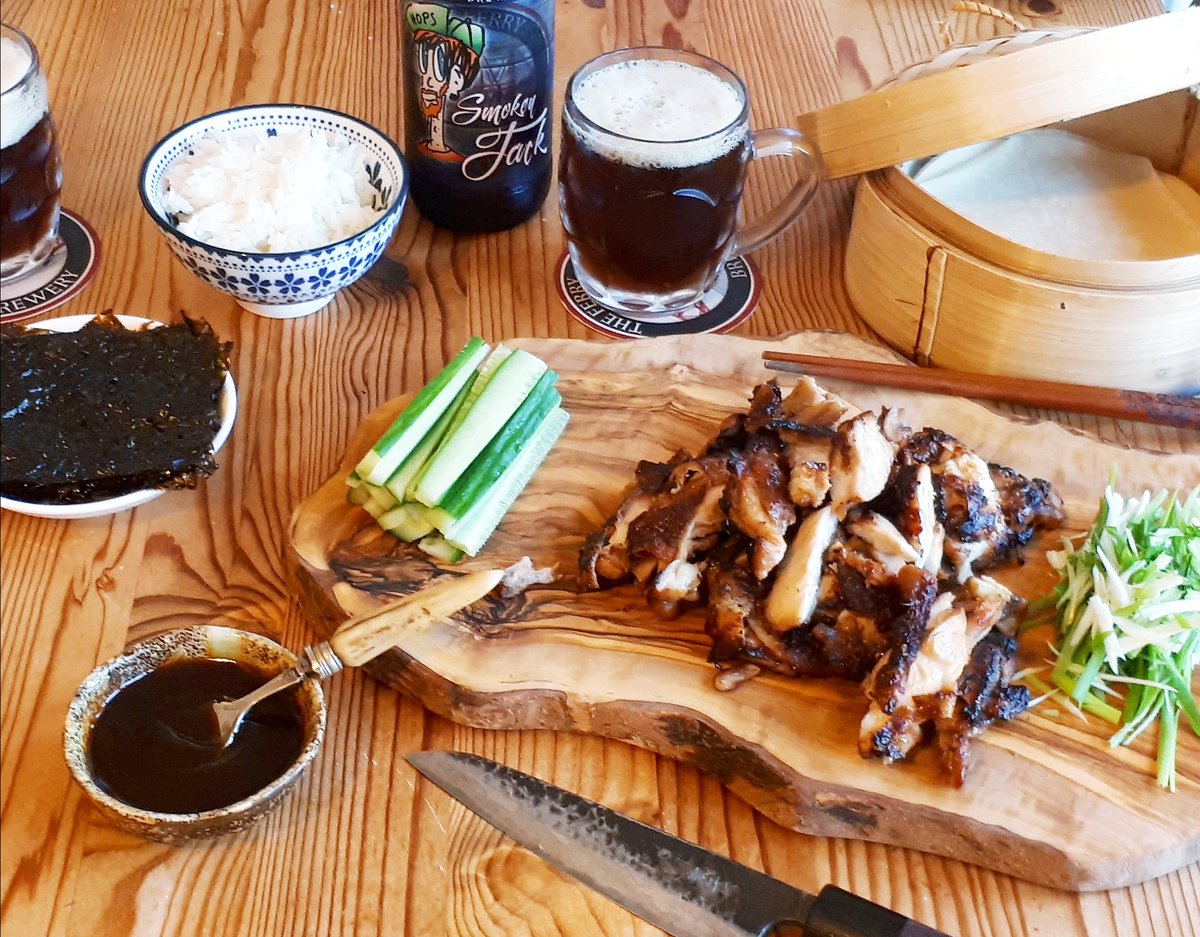 VPetlan's tweet photo. @FerryBrewery #FerryTastyAles  Beijing style chicken with pancakes and #SmokeyJack https://t.co/yMPYDl2eNv