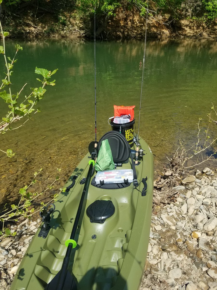 KDC_Fishin's tweet photo. Took the kayak out for the first time the other day and caught some red eyes on a crankbait. #fishing #kayaking https://t.co/12N16zAshU