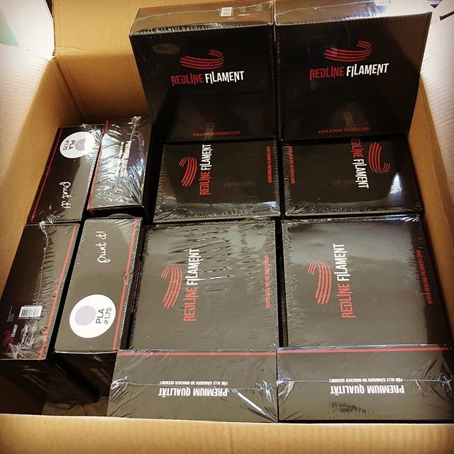 MarthenBishob's tweet image. 😱 Die Lieferung für den Stammtisch ist angekommen. Sehr schneller Versand von #redlinefilament #PLA #filament. #3d #chaosdrucker #chaoskeller ift.tt/2FN9BD8