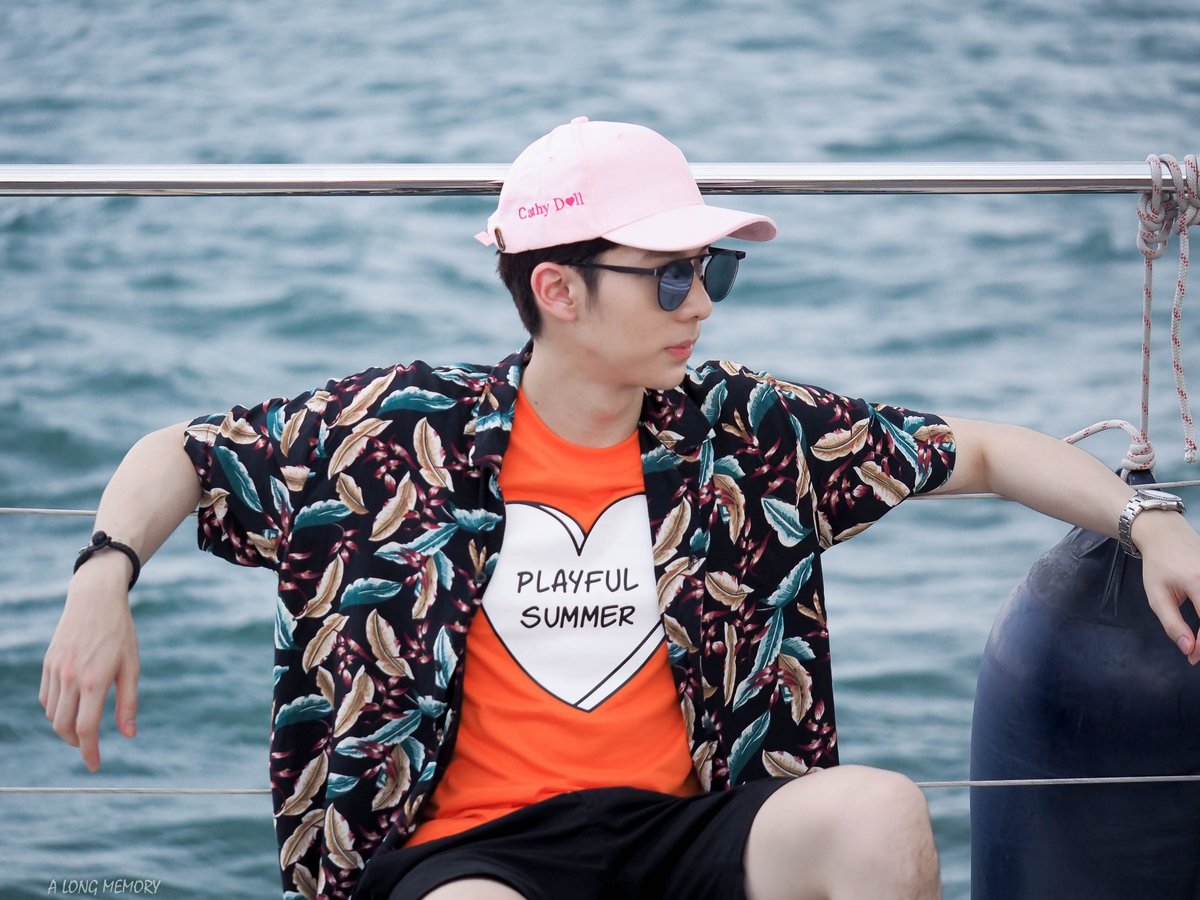 Alongmemory's tweet photo. บทจะเท่ก็เท่จนใจบางงงงง 😍💚   #kavinkvp #เลือกหนุ่มคู่ใจล่องไพรเวทยอร์ช1 @kavinpat_t https://t.co/jq5tNwsB45