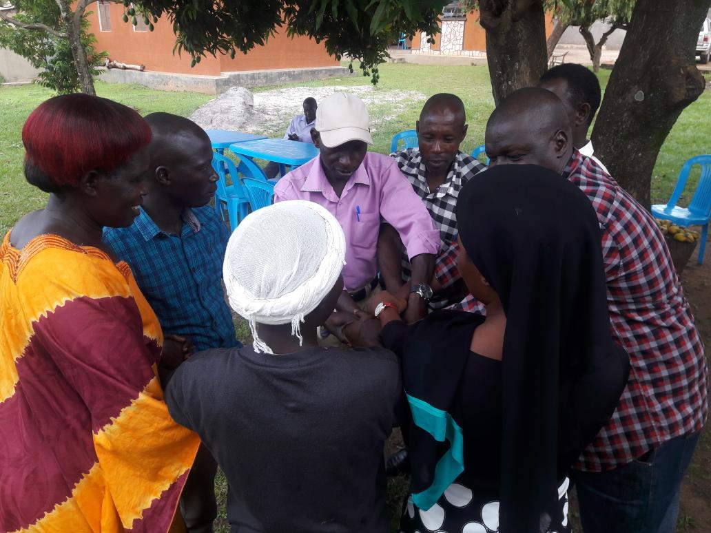 jnalinta's tweet photo. End of #socialmovement n #nonviolent actions #trainings by @SolidarityUg to @CSBAGUGANDA staff and PBCs members. Thank you all for collaboration and participation and dedication and commitment to #socialchange. @DickensActAll, Jakson, @jnalinta, @eriamek #TransformativeMovements https://t.co/WyD1oBPjVE