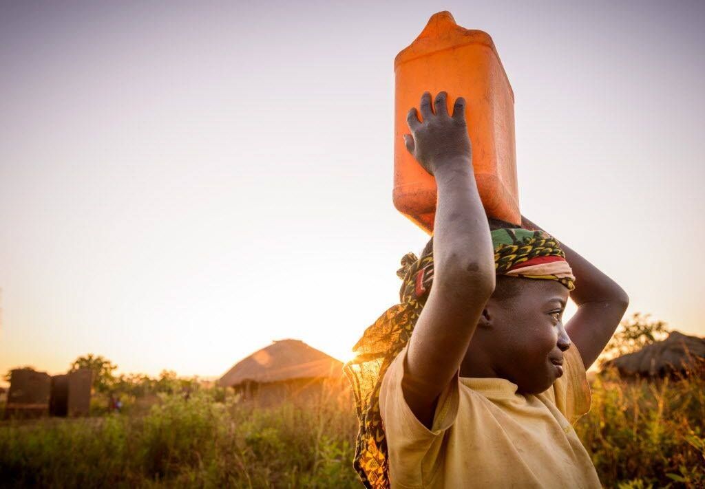 WillowCreekCL's tweet photo. Every step you take is one she won't have to!
Join the thousands of men and women walking and running for clean water to be brought to developing countries. Be a part of World Vision's Global 6K on May 19, https://t.co/9eNZCUWi6Q
#WCLCOH #teamworldvision #RunForCleanWater https://t.co/5YLEKqilS0