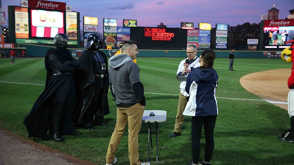 RocRedWings's tweet photo. The anatomy of a ballpark, #StarWarsNight proposal.

She said yes, of course💍❤️ https://t.co/Vy4W3VohS1