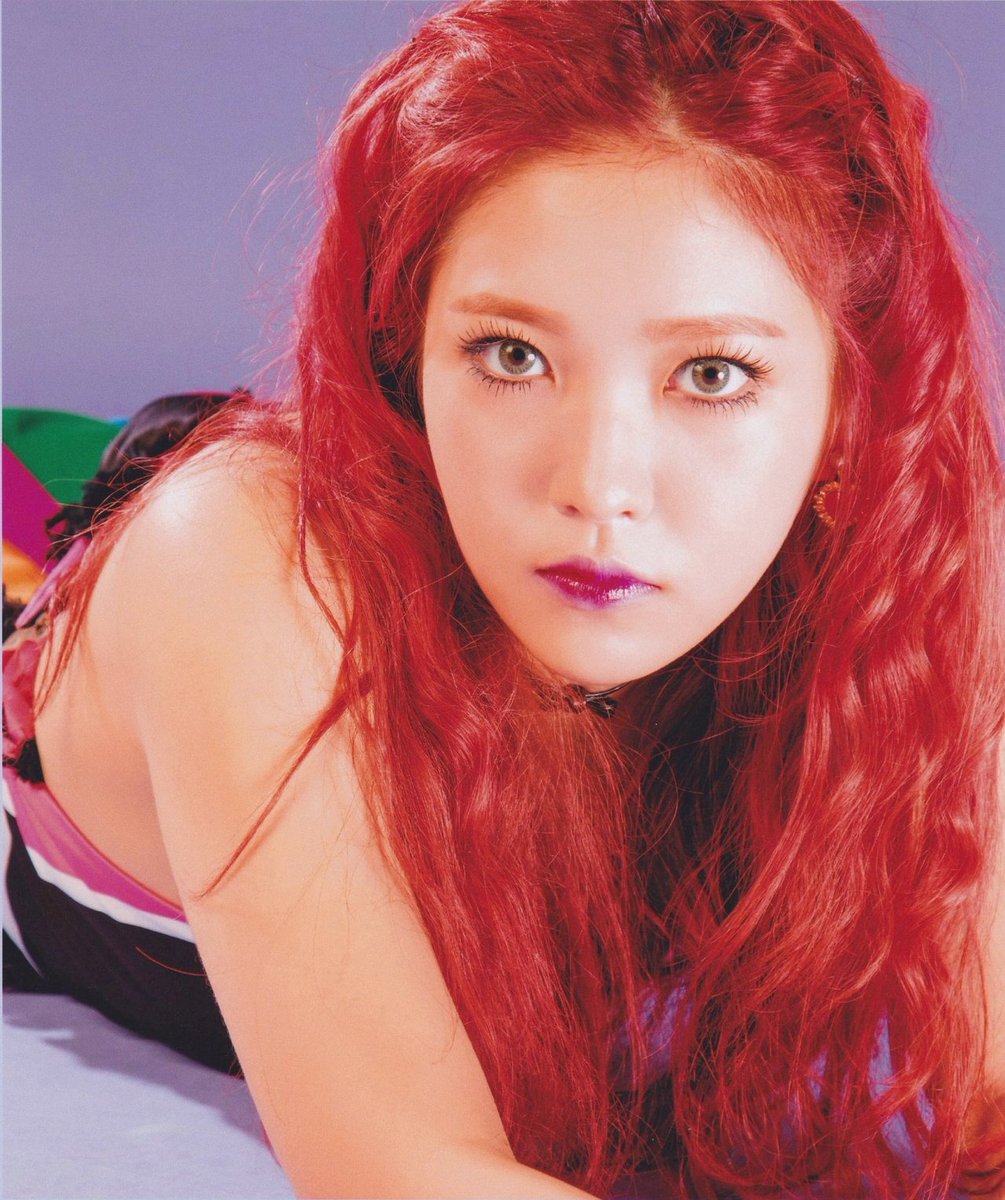 𝘳𝘦𝘥 𝘷𝘦𝘭𝘷𝘦𝘵 On Twitter Yeri Russian Roulette Goodies