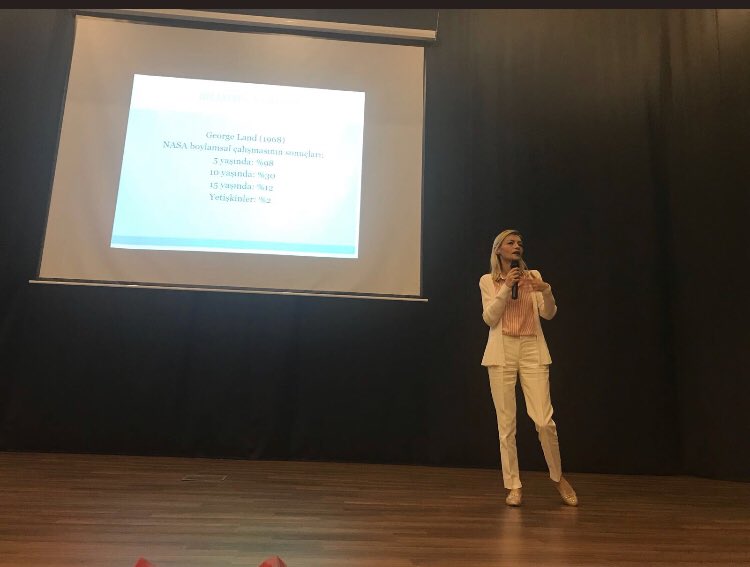 yegam_egitim's tweet photo. Bahçeşehir Üniversitesi Eğitim Bilimleri Fakültesi Dekanı ve YEGAM Başkanımız Prof. Dr Sayın Şirin Karadeniz’in sunumu ile başlayan  ‘Okul Öncesi ve İlkokul Eğitiminde Farklı Yaklaşımlar Konferansı’ ndan kareler https://t.co/xEg1nTjYi9