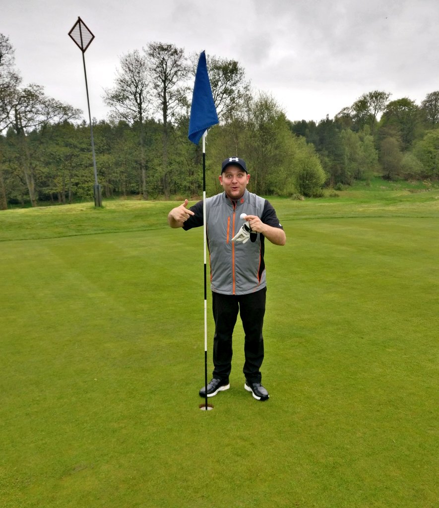 hallidayFTOF's tweet photo. Hit my first hole in one today at Dougalston Golf Club. On the BLIND 9th hole 👍🏻 😎 #holeinone #ace @CoachLockey @4golfonline 🍻 https://t.co/rbNDYA2beb