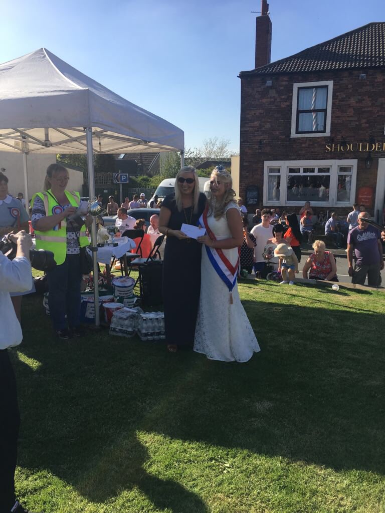 SouthParadePS's tweet image. Well done to everyone involved, we came 2nd!! Yay!! #MayDayParade @GMaypolePro #proud