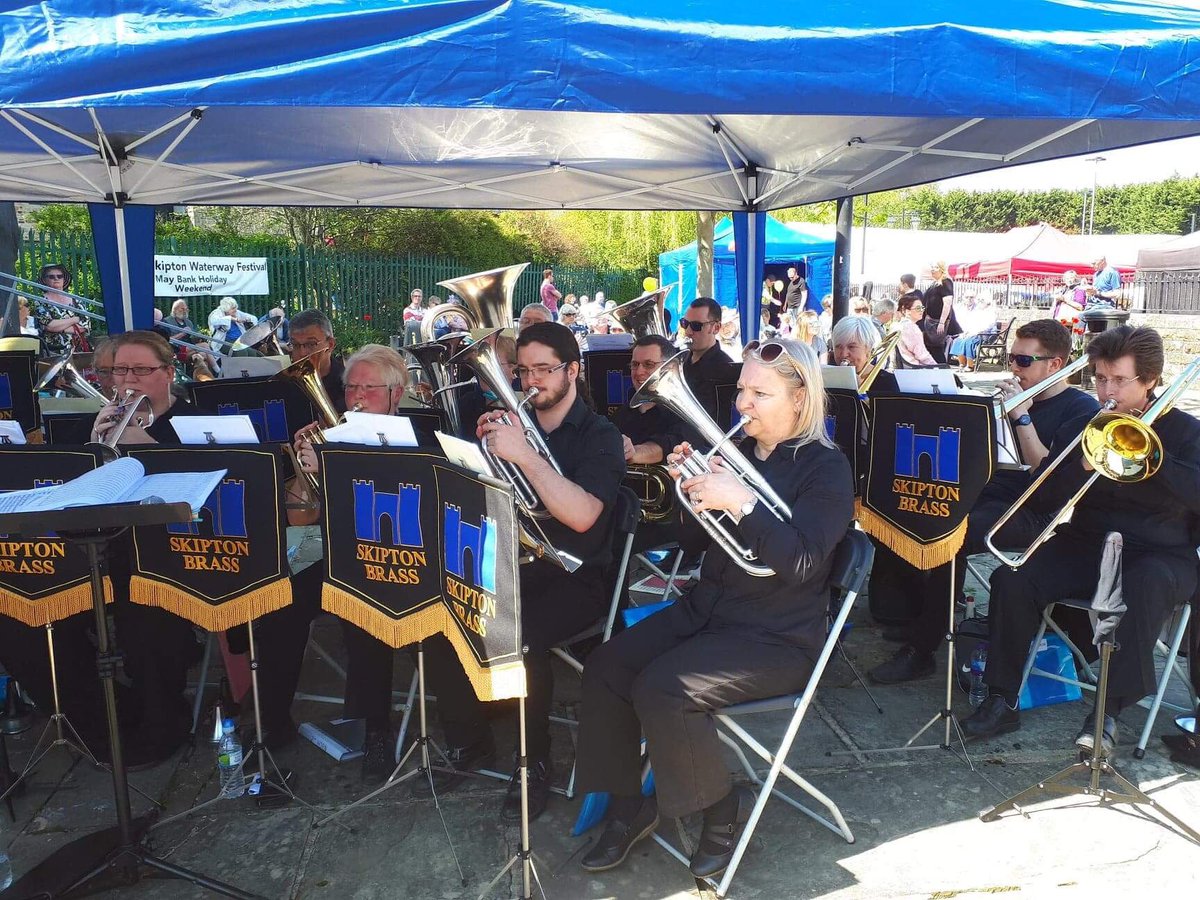 SkiptonBrass's tweet photo. A lovely atmosphere and well worth a trip out to @Waterwaysfest today. Thanks to @town_ambassador for helping us out with the photos it is very much appreciated. Well done to everyone who was there today. A great day out. @SkiptonBID @SkiptonDaily @VisitSkipton https://t.co/fseAj0cdQ5