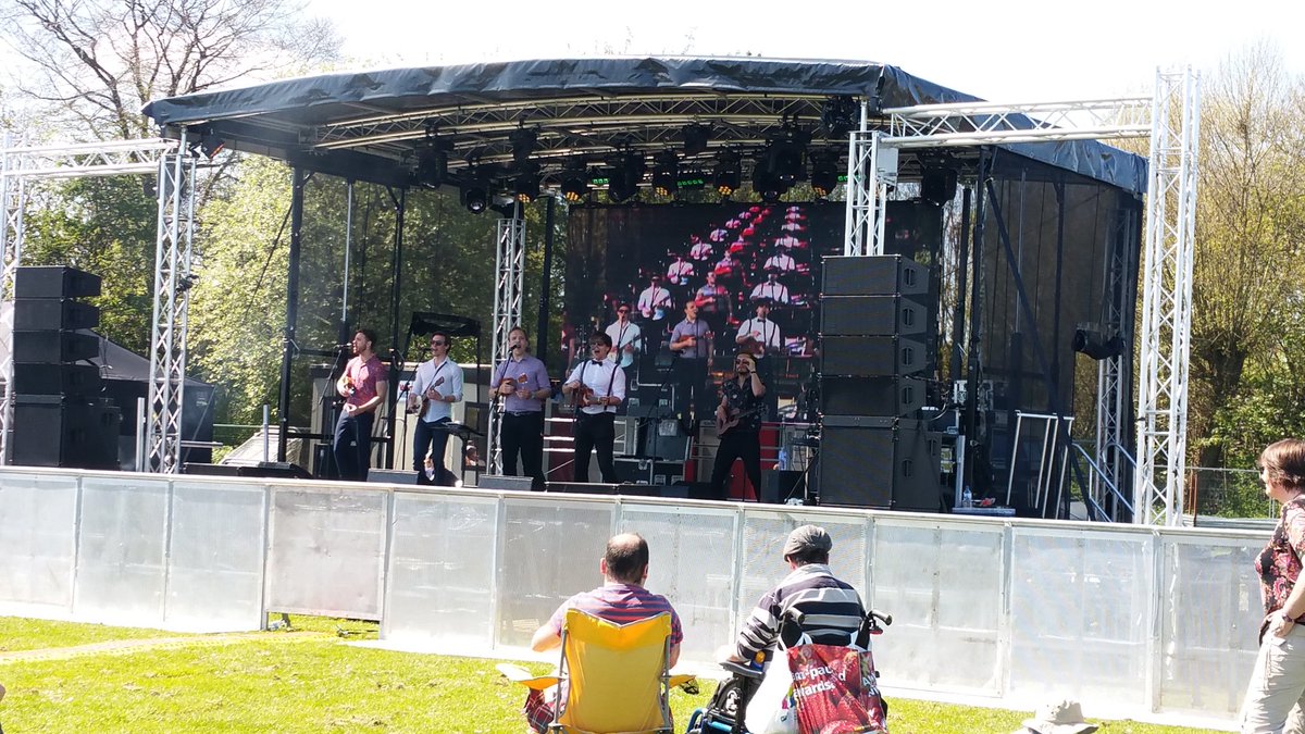 Excellent set from <a href="/UkeboxBandUK/">Ukebox</a> at <a href="/SmithdownFest/">SmithdownFestival</a> this morning #SmithdownFest18 #ukeband #liverpool <a href="/LiverpoolBands/">Liverpool Bands</a>